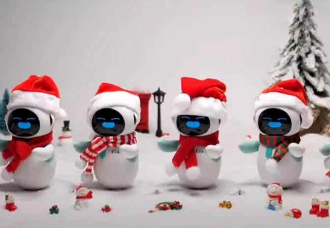 Eilik Smart Robots dressed in Christmas costumes
